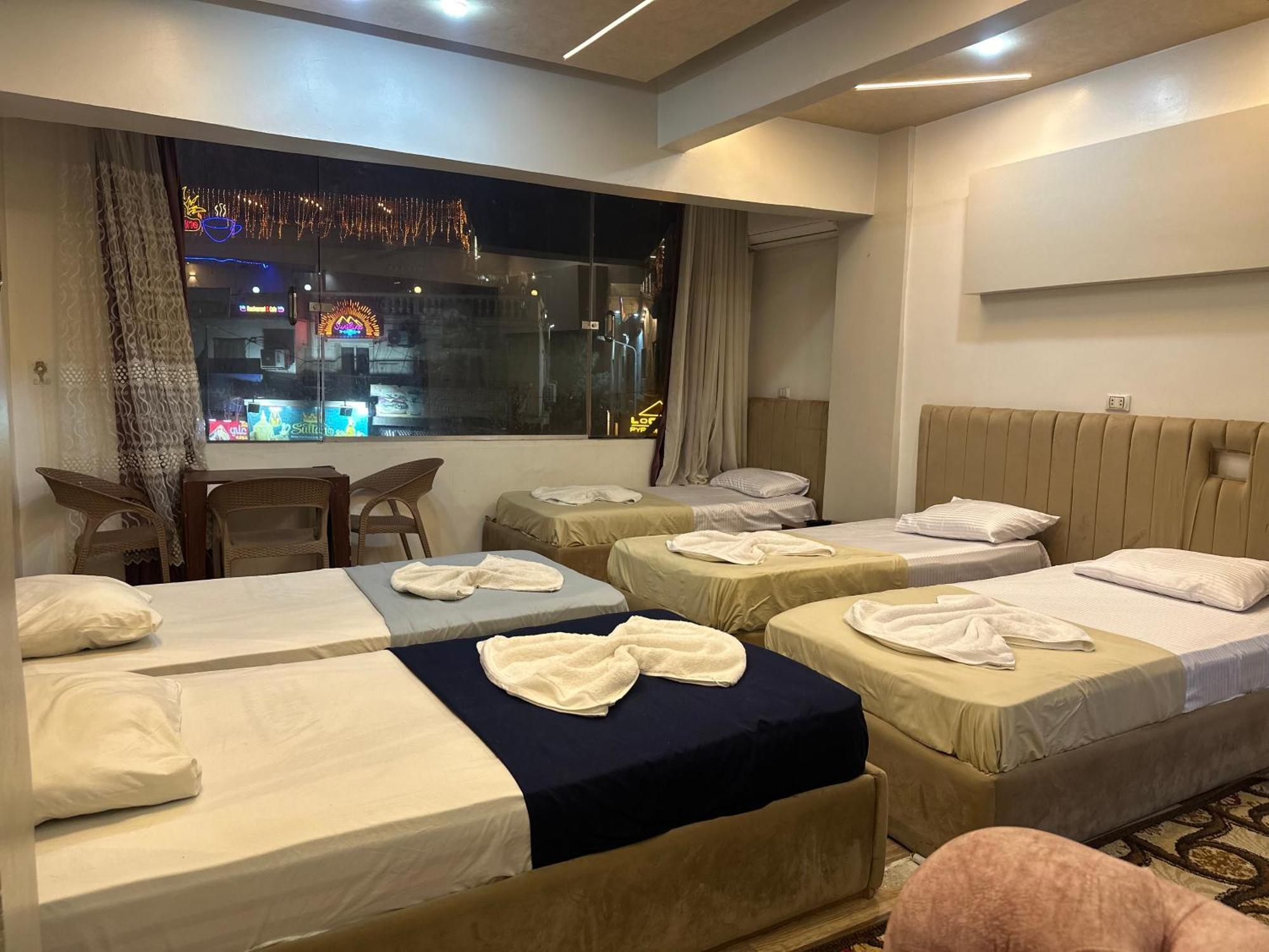 Hotel Pyramids History 4*