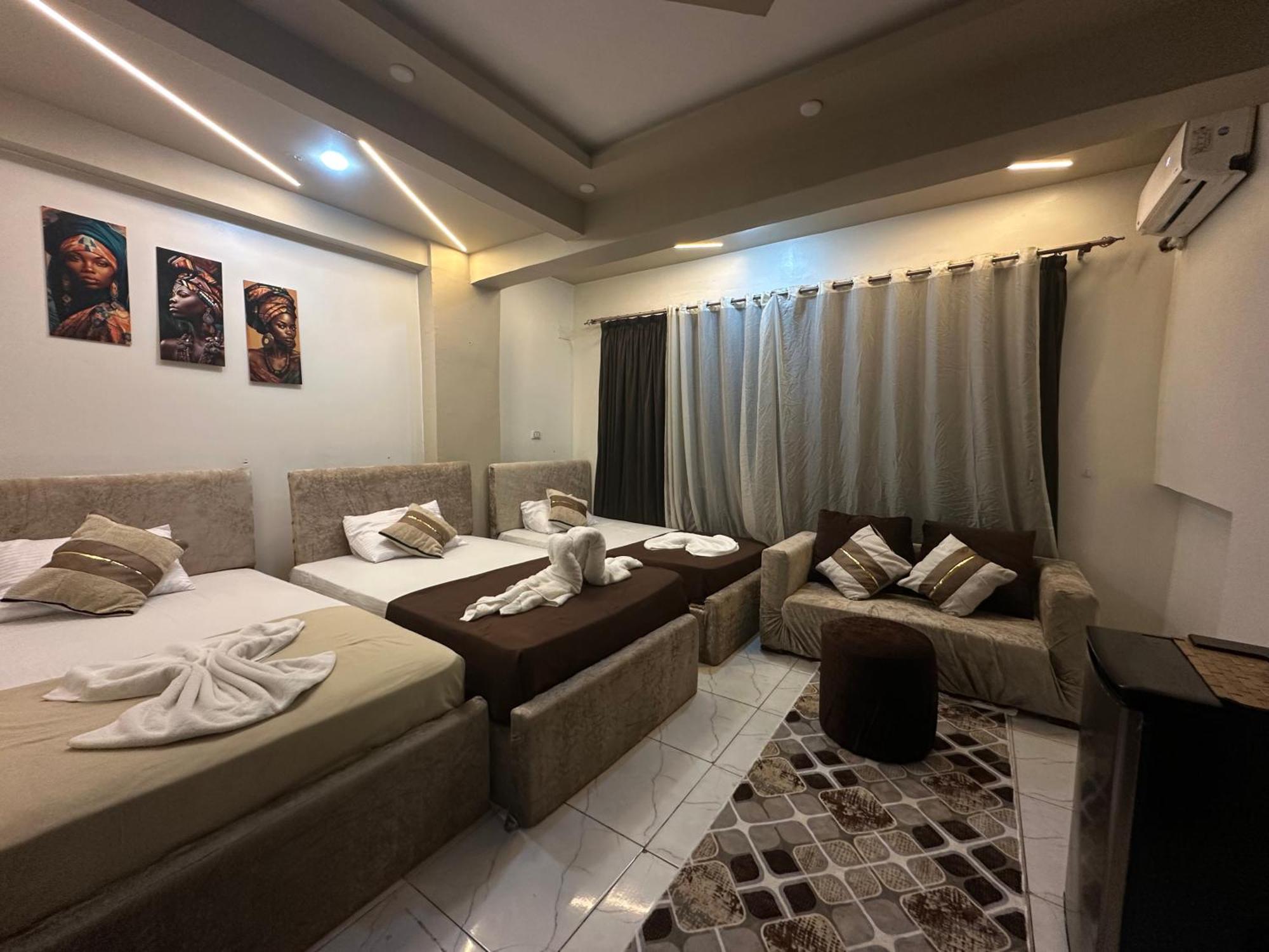 Hotel Pyramids History Cairo